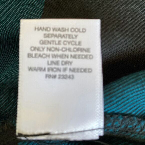 🔥3/$20🔥 New York & Company button up blouse with back crochet cutout size XS - Picture 10 of 10